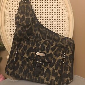 Baggallini Brown and Black Crossbody Bag with Leopard Print